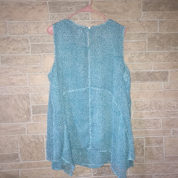 ✅Fever High low Tank Top - Picture 7 of 8